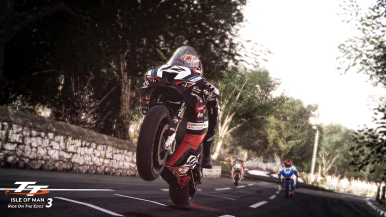TT ISLE OF MAN RIDE ON THE EDGE 3 - PS4