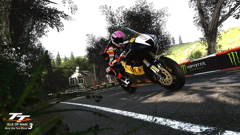TT ISLE OF MAN RIDE ON THE EDGE 3 - PS4